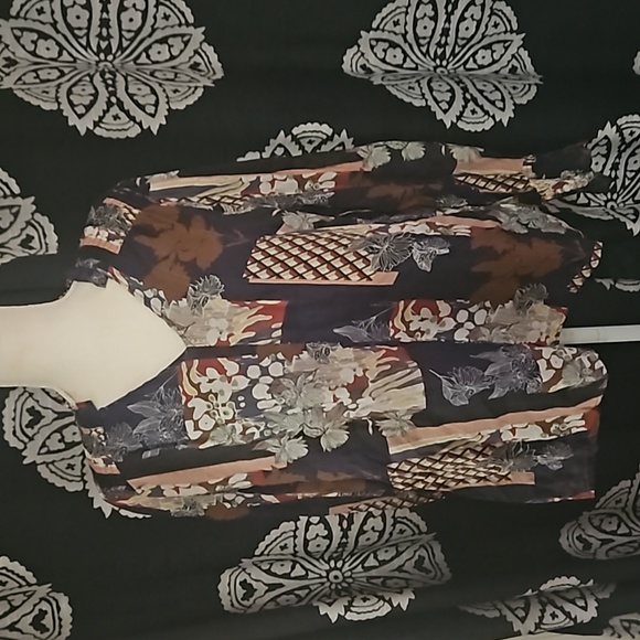 AVARA Tops - Floral Patchwork V-Neck Blouse